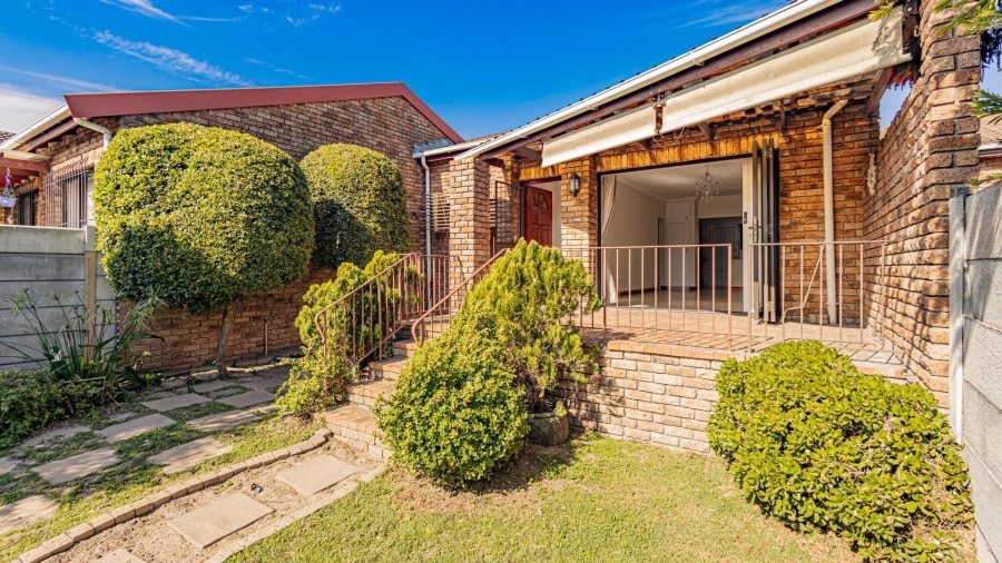 2 Bedroom Property for Sale in Tyger Waterfront Western Cape
